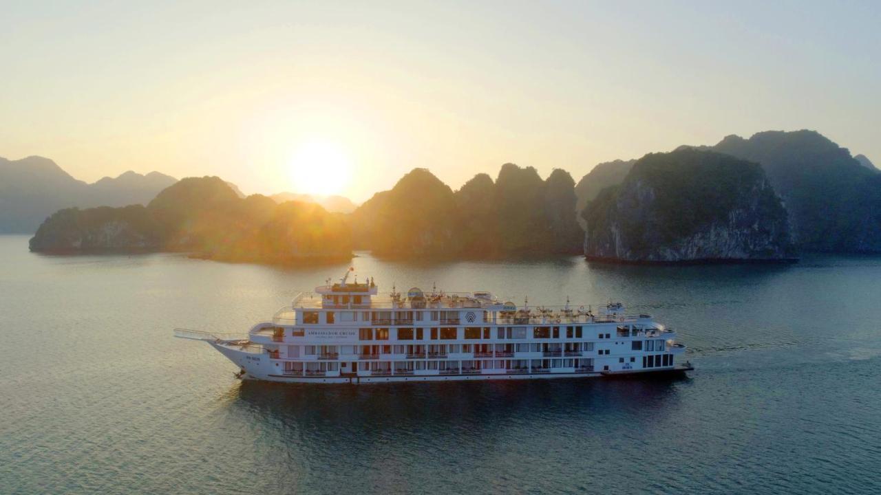 Ambassador Cruise Halong Bay Hotel ฮาลอง ภายนอก รูปภาพ