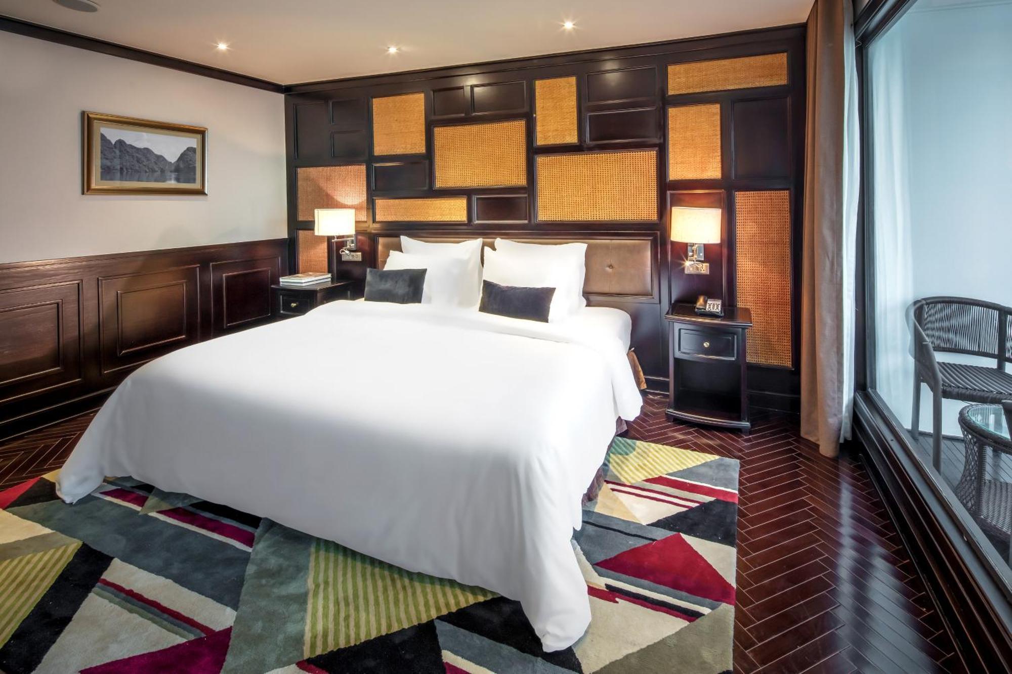 Ambassador Cruise Halong Bay Hotel ฮาลอง ภายนอก รูปภาพ