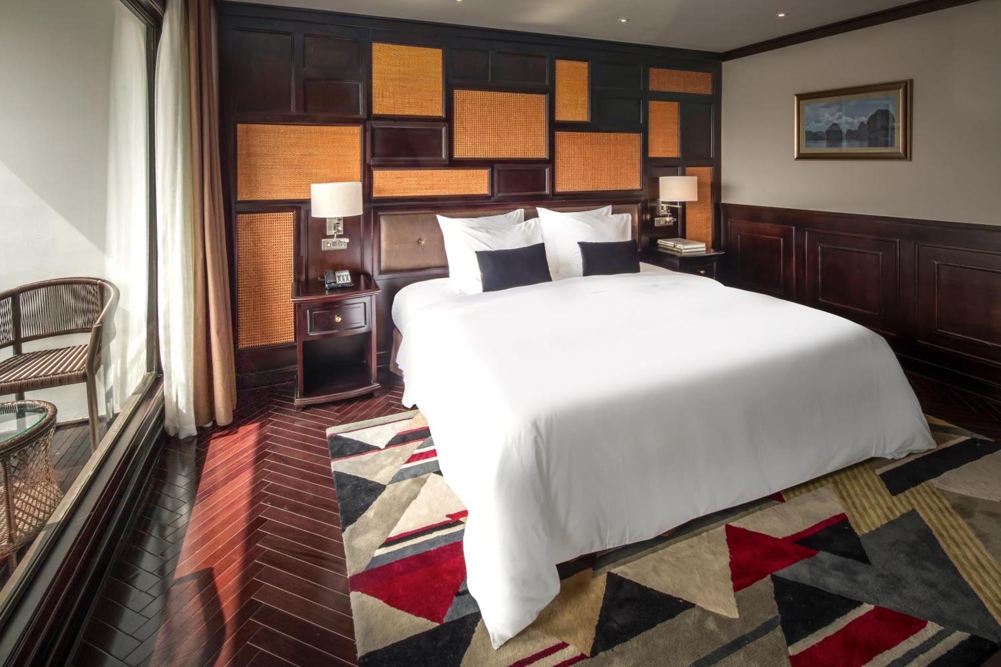 Ambassador Cruise Halong Bay Hotel ฮาลอง ภายนอก รูปภาพ