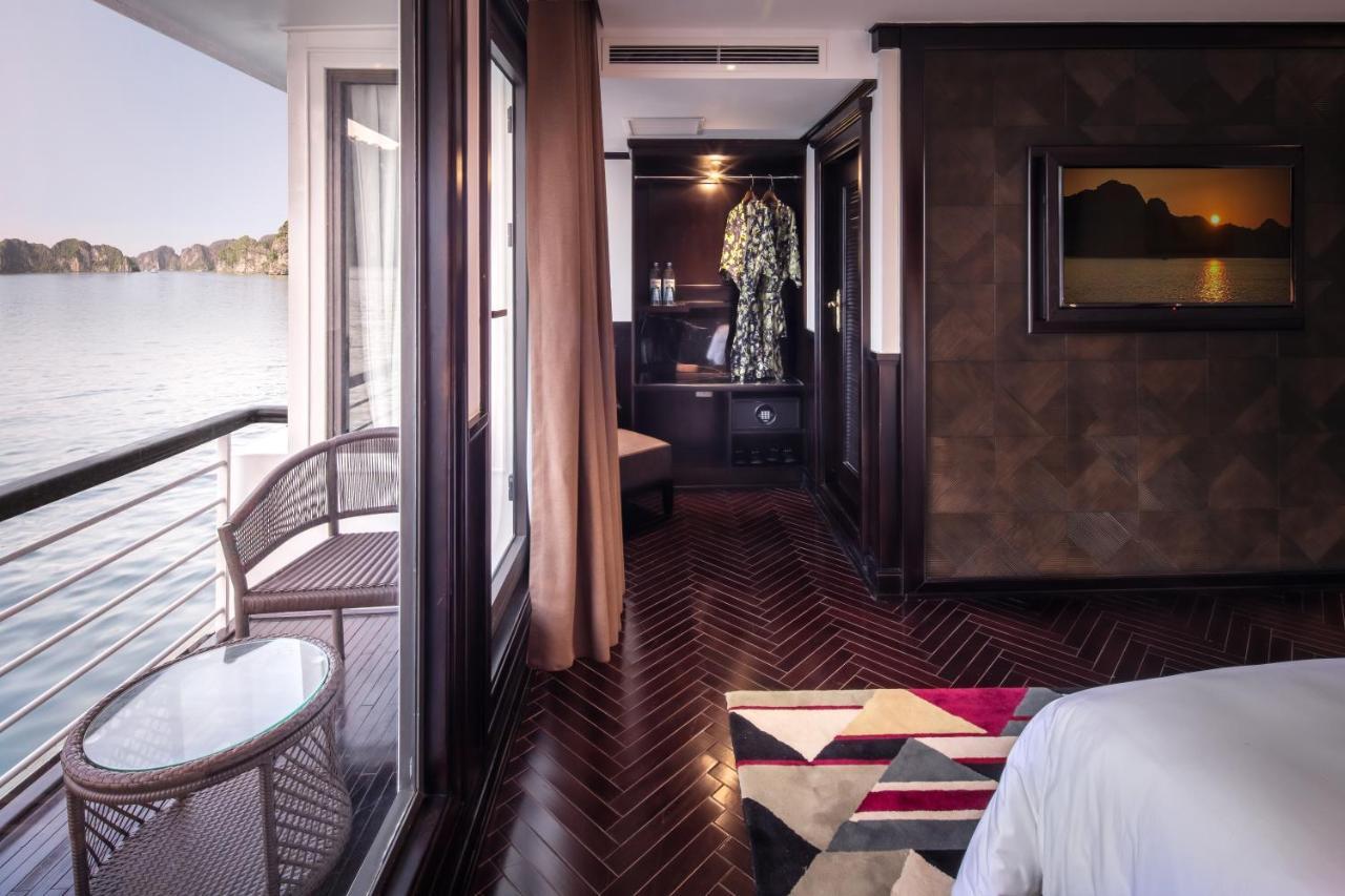 Ambassador Cruise Halong Bay Hotel ฮาลอง ภายนอก รูปภาพ